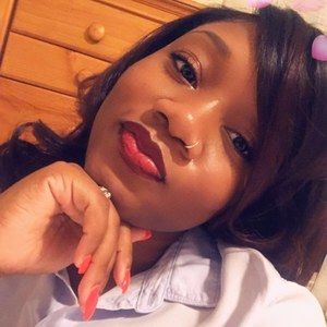 Meet your Posher, Shakiaya